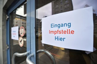 DRK Sachsen: Ab Freitag wieder Corona-Impftermine über Online-Portal -