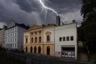 Drohende Insolvenz? So steht es um das Theater in Annaberg - Diese Wortmeldung der Grünen schlug ein wie ein Blitz: Von einem Millionendefizit und drohender Insolvenz der Erzgebirgischen Theater- und Orchester GmbH ist die Rede.