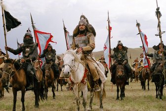 Dschingis Khan in Freiberg: Vortrag über das größte Imperium der Weltgeschichte - Dschingis Khan – hier eine Szene aus dem Film „Vom Steppenjungen zum Weltherrscher“ – steht im Mittelpunkt eines Vortrags in Freiberg.