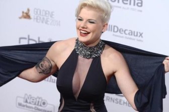 Dschungelkönigin Melanie Müller singt in Mittweida - 