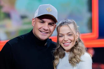 DSDS-Star Pietro Lombardi plaudert mit seiner Verlobten in Chemnitz über Liebe, Familie und Partnerschaft - Pietro Lombardi und Laura Maria Rypa wollen in Chemnitz vor Publikum über ihre Beziehung sprechen.