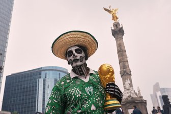 Dunkle Wolken in Mexiko: WM-Anpfiff in der Problemzone - Zum dritten Mal startet eine WM in Mexiko-Stadt.