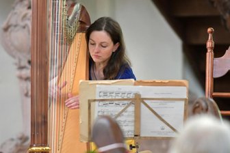 Duo offeriert eine Premiere im Augustusburger Musiksommer -