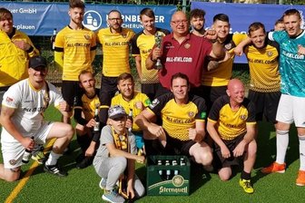 Dynamo-Anhänger gewinnen Fanturnier - Erstmals gewannen die Fans von Dynamo Dresden das traditionelle Bundesliga-Fanturnier des 1. FC Wacker.