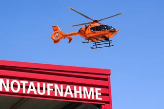E-Bike-Fahrer verunglückt im Erzgebirge: Rettungshubschrauber im Einsatz - Am Samstag wurde ein Rettungshubschrauber nach Oberpfannenstiel gerufen.