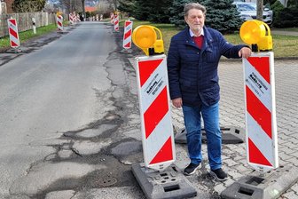 Ebersbrunn: Eine Ampel für die Ewigkeit? - Reiner Künzel ist wie viele andere Anwohner verärgert über den Informationsfluss seitens der Behörde.