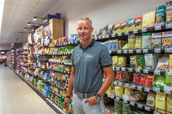 Edeka-Markt in Niederwiesa wird modernisiert - Christian Gabriel und seine Frau betreiben vier Edeka-Märkte. Der Markt in Niederwiesa wird modernisiert.