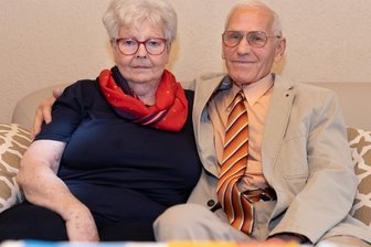 Ehepaar feiert Diamanthochzeit im Erzgebirge - Irma und Rudi Schmidt aus dem thüringischen Mühlhausen haben ihre Diamantene Hochzeit in Annaberg-Buchholz gefeiert. 