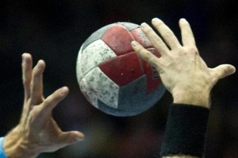 EHV Aue holt im Ostduell einen Zähler - Handball-Zweitligist EHV Aue hat nach drei Niederlagen in Folge wieder ein Erfolgserlebnis verbucht.