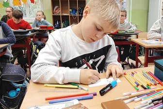 Eibenstock gewinnt erste sächsische Fairtrade-Schokowette - Auch die Grundschule Eibenstock beteiligte sich an der Schokowette, im Bild ist Luka Unger aus der vierten Klasse.