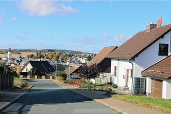 Eigenheimsiedlung in Pausa wird erweitert - Das Wohngebiet Am Weidaweg in Pausa wird erweitert. Fünf neue Baugrundstücke soll es geben.