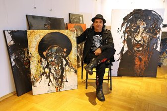 Eigenwilliger Chemnitzer Künstler stellt in Glauchau aus - Unter dem Titel „Menschenbilder“ stellt Jean Schmiedel in Glauchau aus.