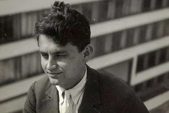 Ein Bauhaus-Architekt aus Glauchau zwischen Weimar und Nordkorea - Friedrich Konrad Püschel blieb dem Bauhaus Dessau ein Leben lang verbunden.