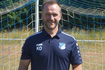 Ein CFC'ler folgt dem Nächsten - Karsten Oswald freut sich auf die Aufgabe beim VfB Empor Glauchau. Am 5.Juli ist Trainingsauftakt. Zuletzt war der 46-Jährige bei Stahl Riesa tätig und fuhr gegen den VfB Empor einen Sieg ein.