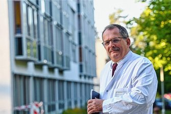 Ein Chefarzt aus Chemnitz, der verrückte Sachen liebt - Torsten Prietzel ist Chefarzt im Chemnitzer Bethanienkrankenhaus und in Burgstädt geboren.
