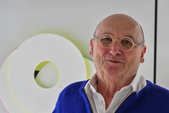 Ein Chemnitzer Bildhauer und die Faszination einer komplett verdunkelten Sonne - Seit mehr als 50 Jahren ersinnt Rolf Lieberknecht kinetische Kunstwerke.