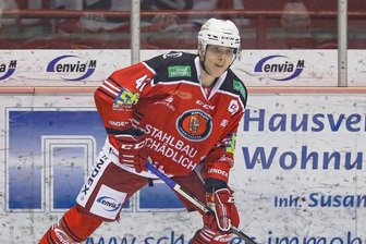 Ein Crimmitschauer Eispirat, der auf internationalem Eis stürmt - Filip Reisnecker hat zuletzt in der Top-Reihe neben Scott Timmins und Mathieu Lemay gestürmt. 