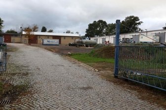 Ein Dorf zwischen Ruhe und Redebedarf - Blick auf das Gelände, wo Dorfzentrum und Festplatz entstehen sollen. 