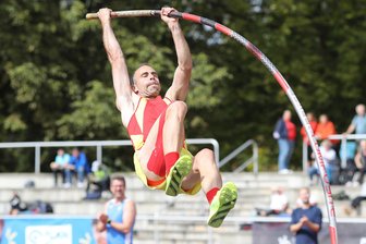 Ein Dutzend Medaillen bei der Masters-DM: Frankenberger Leichtathletik-Familie räumt in Thüringen ab -