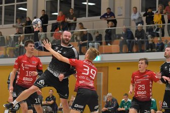 Ein echtes Team: Weißenborner Handballer blicken nach oben - Ein Garant für die bislang starke Saison der Rotation-Handballer: Derik Zojdz. Der Rückraumspieler führt mit 94 Treffern aktuell die Torschützenliste der Verbandsliga Ost an.
