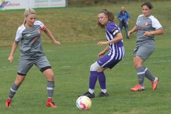 Ein Favoritensieg und ein Favoritensturz im Frauenfußball - 