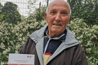 Ein Haßlauer verewigt im DRK-Jubiläumsbuch - Heinz Langer - DRK-Mitglied