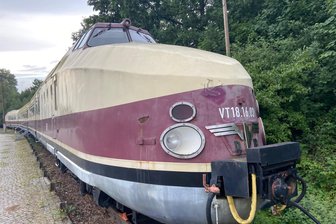 Ein ICE des Ostens: Was wird aus dem Schnellzug in Hilbersdorf? - Der ICE des Ostens steht gleich am Eingang des Schauplatz Eisenbahn. Von Innen besichtigt werden kann er derzeit nicht.