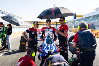 „Ein lehrreicher Sprung ins kalte Wasser“: So lief das WM-Debüt von Motorradrennfahrer Marvin Siebdrath - Marvin Siebdrath fuhr am Wochenende in Spanien seine ersten beiden Rennen in der Motorrad-Weltmeisterschaft.