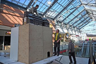 Ein Mini-Fichtelberg aus Oederan ist jetzt höchste Erhebung in der Sachsenallee in Chemnitz - 
