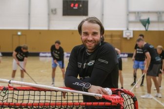 Ein Nationalspieler für die Chemnitzer Floorballer - Julian Rüger hat in der Floorball-Szene einen bekannten Namen. Der Nationalspieler und selbst ernannte "Floorball-Fanatiker" läuft ab dieser Saison für die Floorfighters Chemnitz auf. 