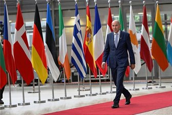Ein Orbán-Fan übernimmt EU-Ratspräsidentschaft - Sloweniens Premierminister Janez Jansa, hier bei einem EU-Gipfel im Mai in Brüssel, übernimmt bis Ende des Jahres die Ratspräsidentschaft. Nicht alle bei der Union sind darüber glücklich.