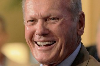 Ein Pionier schwuler Selbst- Akzeptanz - Tab Hunter - Schauspieler