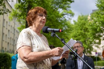 Ein Stolperstein für die Eltern des letzten jüdischen Babys in Chemnitz vor 1945 - Tana Sachs wurde Ende 1938 in Chemnitz geboren, vier Monate vor der Flucht der Mutter nach Argentinien.