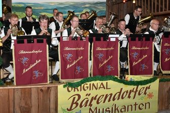 Ein Wochenende voller Veranstaltungen - Im Schupfen von Bärendorf spielen am Sonntag die Bärendorfer Musikanten. 