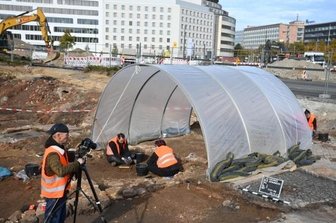 Einblicke ins Leben vor der Bombennacht - Die Grabungen sollen im Frühjahr 2022 enden. Danach wird das Areal mit Wohnungen und Läden bebaut.