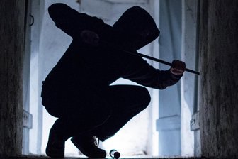 Einbrecher dringen in Büro in Burgstädt ein - Einbrecher sind in Burgstädt in ein Büro eingedrungen.