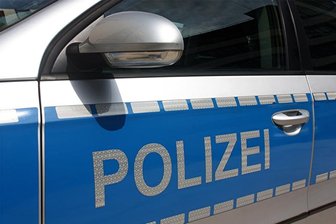 Einbrecher ruft selbst die Polizei -