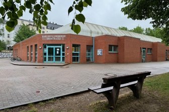 Einbrecher verursachen Wasserschaden in Sporthalle in Meerane - Unbekannte haben in der Karl-Heinz-Freiberger-Sporthalle in Meerane ihr Unwesen getrieben.
