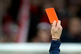 Einbruch beim FSV 1990 Dennheritz: Täter scharf auf Geld aus Schiedsrichter-Kasse - Ein Einbruch ins Vereinsheim des FSV 1990 Dennheritz beschäftigt die Polizei.