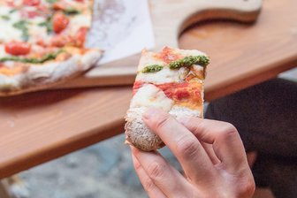 Einbruch in Auerbacher Pizzeria: Worauf es die Diebe abgesehen hatten - Pizza wurde nicht gestohlen beim Einbruch, dafür Bargeld (Symbolfoto).