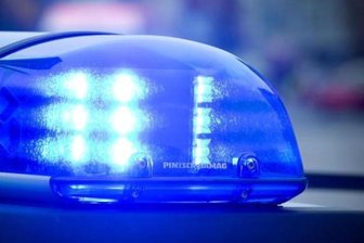 Einbruch in Plauener Kita - Polizei sucht Zeugen - Unbekannte Täter haben im Kindergarten Buratino an der Stöckigter Straße in Plauen Türen und Schränke aufgebrochen.