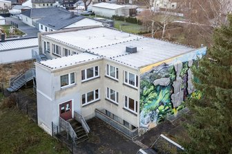 Einbruchserie mit Folgen: Ex-Jugendclub in Hainichen nach Wasserschaden vor dem Aus - Die Stadt Hainichen will den ehemaligen Hort in Wiesenstraße 12 verkaufen.