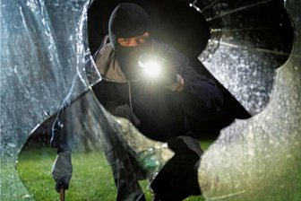 Einbruchsserie an der Talsperre Pöhl gibt der Polizei noch Rätsel auf - Die Polizei ermittelt noch immer zu den Einbrüchen an der Talsperre Pöhl (Symbolbild).