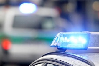 Einbruchsversuche - Hebelspuren an 28 Haustüren - 