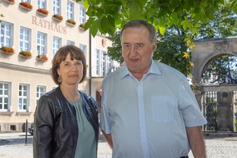 Eine Bergstadt im Erzgebirge: Wo Seidels jedes Jahr Millionen ausgeben - Gestatten, zweimal Seidel – aber weder verwandt, noch verschwägert. Thomas Seidel, der langjährige Kämmerer, übergibt die Verantwortung für die Finanzen der Stadt Ehrenfriedersdorf am 1. Juli an seine Nachfolgerin Claudia Seidel.