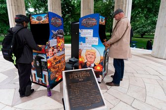 Eine Cola oder doch Krieg? Videospiel nimmt Trump aufs Korn - Unbekannte haben ein neues Videospiel zu Ehren Trumps entwickelt.