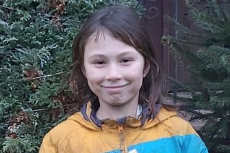 Eine der erfolgreichsten Spendenaktionen des Vogtlandes: "Weihnachtsfreude" läuft wieder an - Gehörte im Vorjahr zu den beschenkten Kindern: Renáta Tóth aus dem Karpatendorf Forgolány.