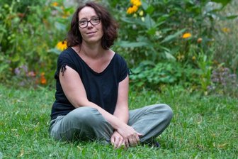 Eine Erzieherin begleitet nun auch Sterbende und Trauernde - Ines Hille ist seit kurzem als Hospizhelferin tätig. Ausgebildet wurde sie in Glauchau. 