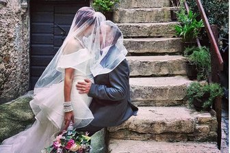 Eine Liebesgeschichte aus Penig: „Ich kann mir keinen Tag ohne ihn vorstellen“ - Die Hochzeit fand in Kroatien statt. Sebina Landgraf hat viele Fotos des Tages auf ihrem Handy, die sie stolz zeigt.