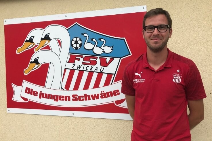 "Eine schöne und schwierige Aufgabe zugleich" - Neues Gesicht bei den "Jungen Schwänen" des FSV Zwickau: Mirko Wendland bittet die U 15 viermal in der Woche zum Training. 